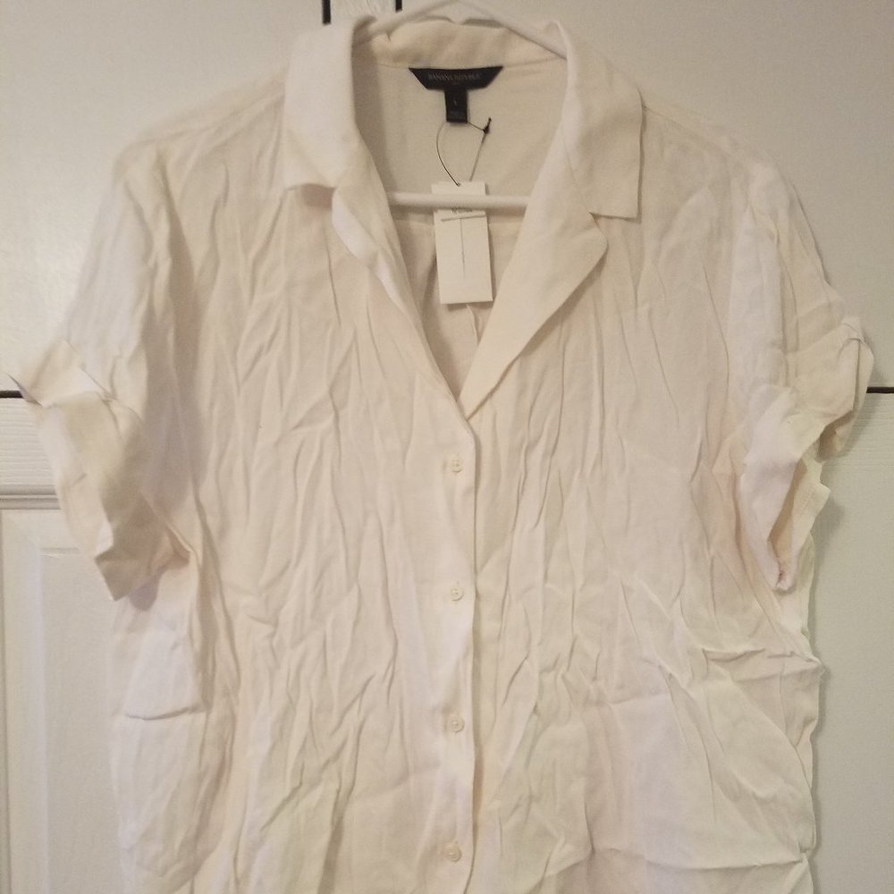 Crinkle Banana Republic blouse
